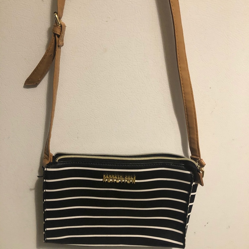Small Kenneth cole bag